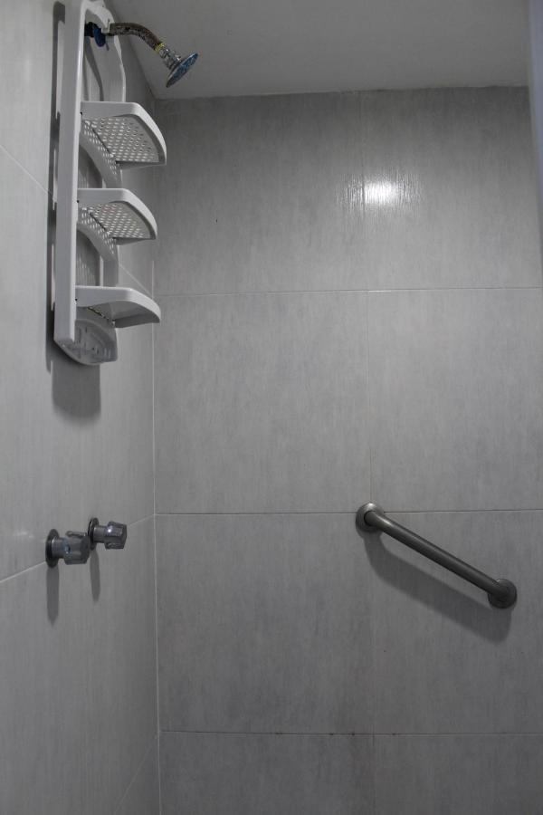 Htl & Suites Camino Real, Ubicacion, Parking, Facturamos 콜리마 외부 사진